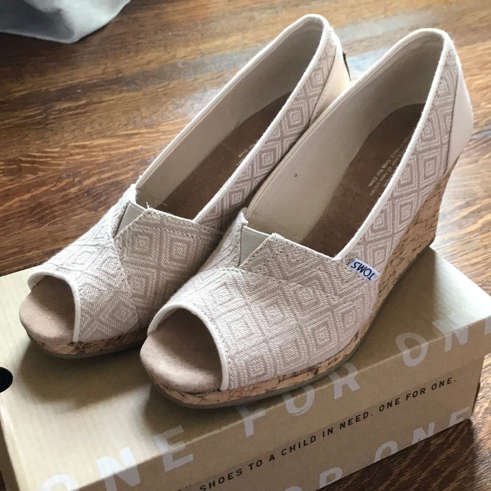 Toms Wedges
